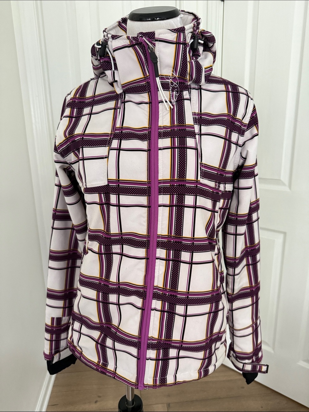 Ski Plaid Hooded Snow Jacket in Purple & White